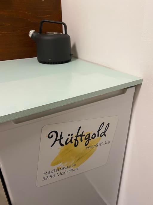 Ferienwohnung Hueftgold Schlafen & Wohnen Monschau Exterior foto